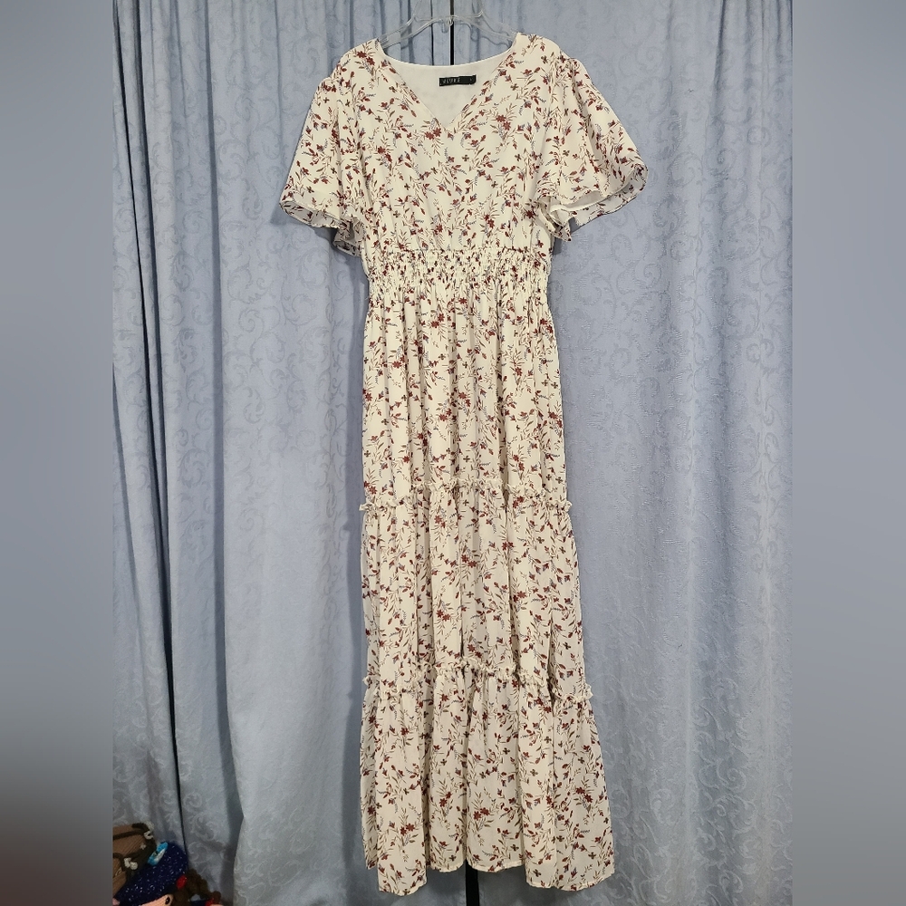 EUC Mikarose Size Medium Burgandy Floral White Maxi Dress
